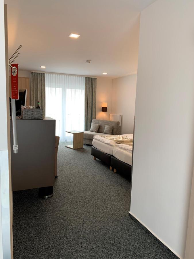 Stadthotel Geis Bad Neustadt an der Saale Exterior photo
